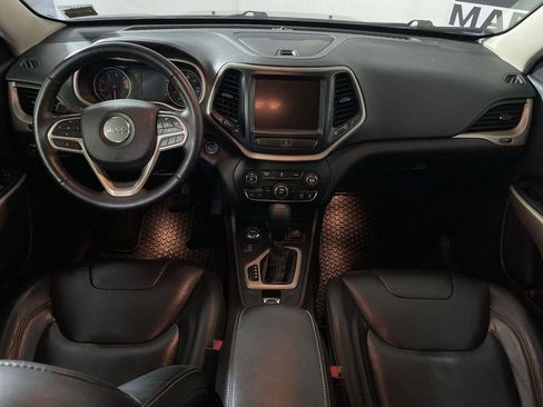 Used 2017 Jeep Cherokee Latitude w/ True North Edition AWD/4WD image 23