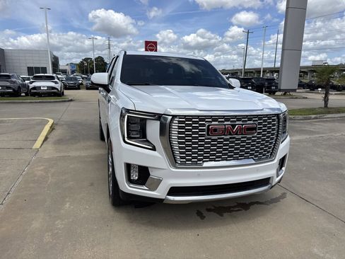 Used 2023 GMC Yukon Denali image 8