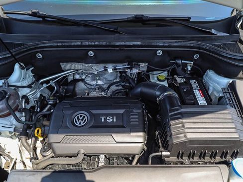 Used 2019 Volkswagen Atlas SE FWD image 33