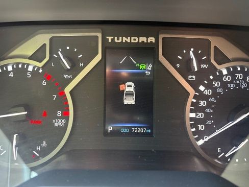 Used 2022 Toyota Tundra SR5 w/ SR5 Premium Package AWD/4WD image 13