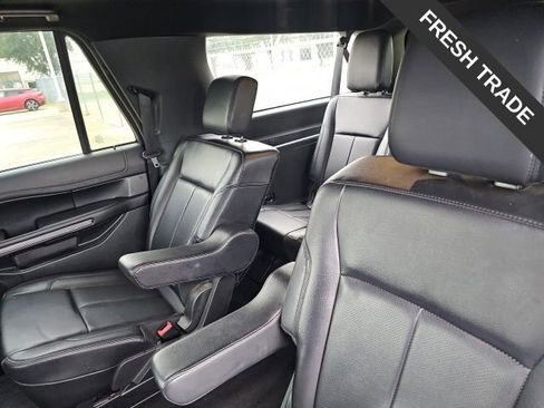 Used 2021 Ford Expedition Max XLT image 8