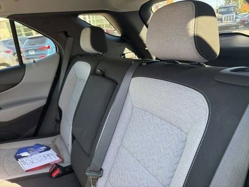 Used 2023 Chevrolet Equinox LT image 9