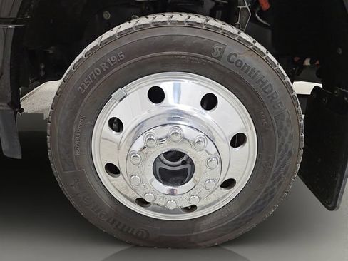 Used 2026 Ford F450 Platinum w/ Platinum Plus Package AWD/4WD image 24