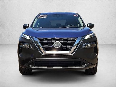 Used 2021 Nissan Rogue S AWD/4WD image 2
