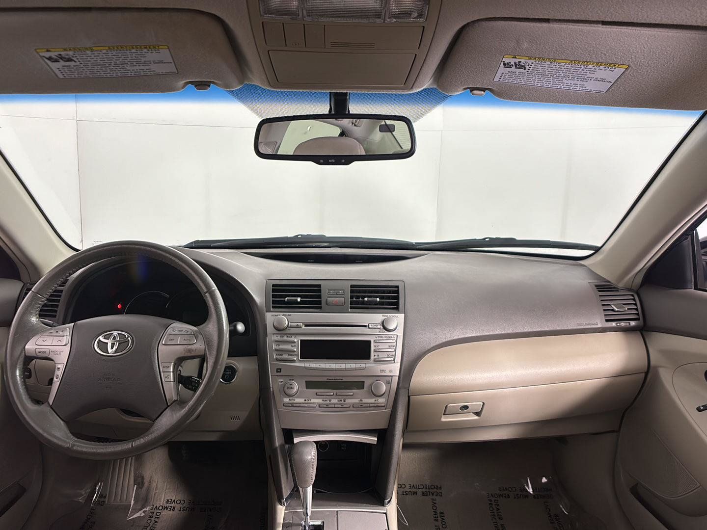 Used 2010 Toyota Camry Hybrid w/ Upgrade Pkg FWD image 17