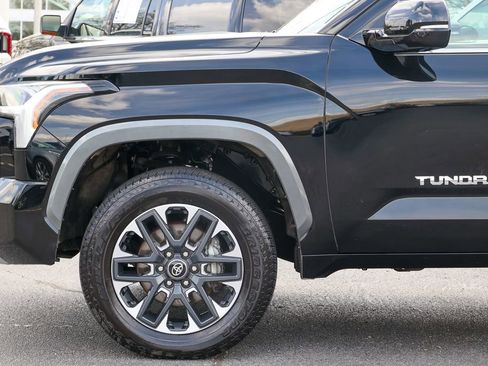 Used 2025 Toyota Tundra Limited image 30