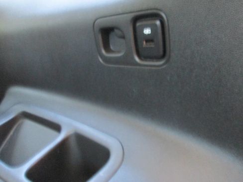Used 2017 GMC Acadia Denali w/ Technology Package FWD image 41