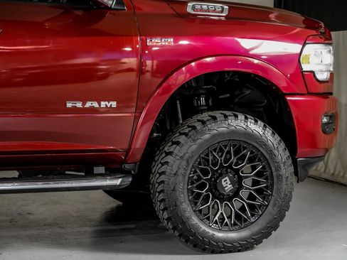 Used 2022 RAM 2500 Laramie AWD/4WD image 8