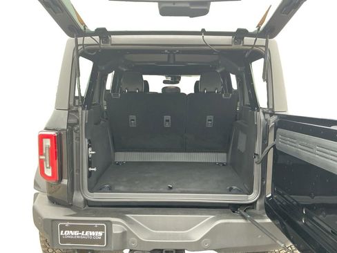 Used 2024 Ford Bronco Wildtrak image 24
