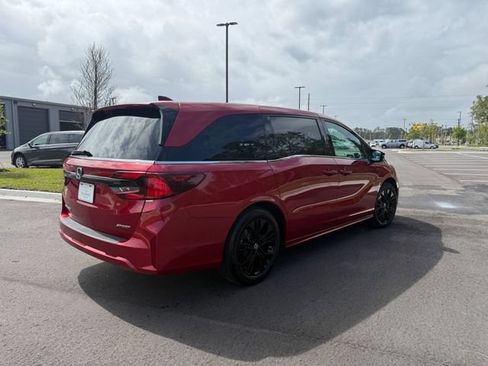 Used 2025 Honda Odyssey Sport-L image 7