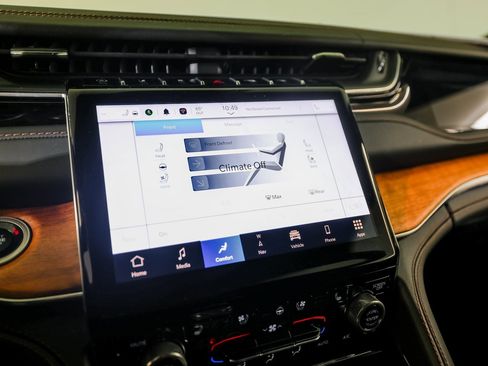 Used 2022 Jeep Grand Cherokee Summit image 18