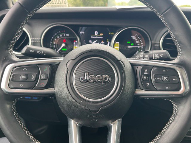 Used 2023 Jeep Wrangler Unlimited Sahara w/ Cold Weather Group AWD/4WD image 27