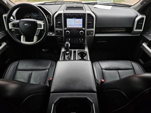 Used 2019 Ford F150 Lariat w/ Equipment Group 502A Luxury AWD/4WD image 18