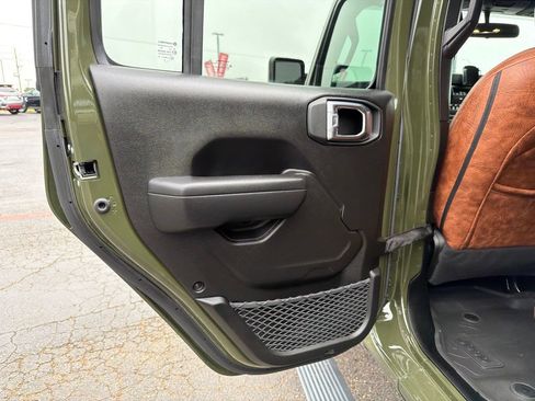 Used 2023 Jeep Gladiator Sport AWD/4WD image 34