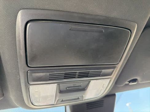 Used 2018 Honda Accord Sport image 13