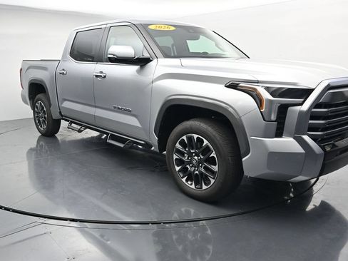 Used 2026 Toyota Tundra Limited AWD/4WD image 2