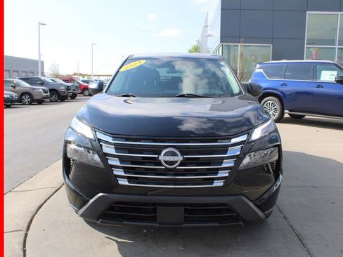 Certified 2024 Nissan Rogue S image 2