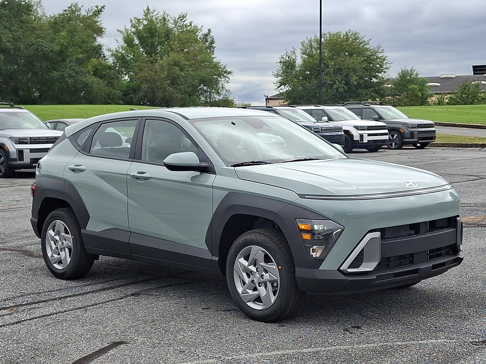 New 2027 Hyundai Kona SE AWD/4WD image 2