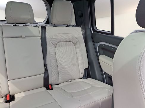 Certified 2023 Land Rover Defender 110 S AWD/4WD image 7