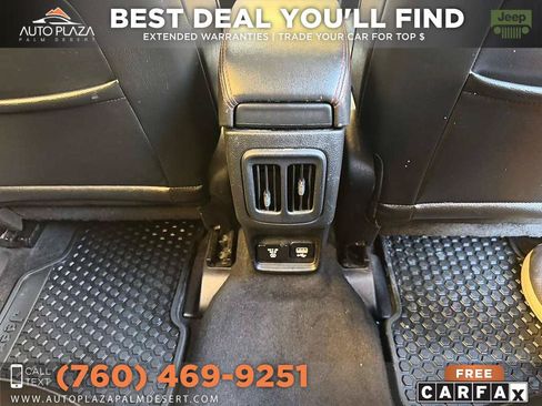 Used 2018 Jeep Compass Trailhawk w/ Leather Interior Group AWD/4WD image 40