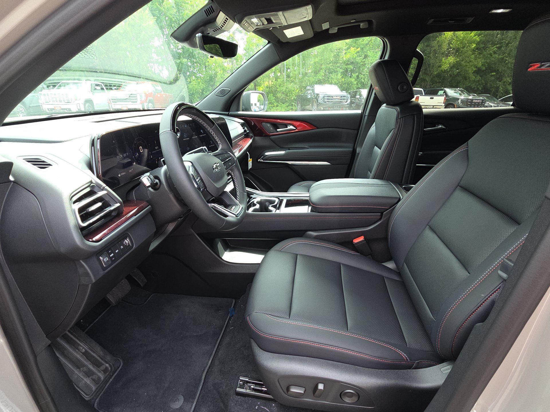 New 2026 Chevrolet Traverse Z71 w/ Enhanced Driving Package AWD/4WD image 15