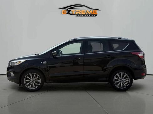 Used 2017 Ford Escape Titanium FWD image 3