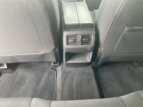 Certified 2023 Nissan Rogue S image 29