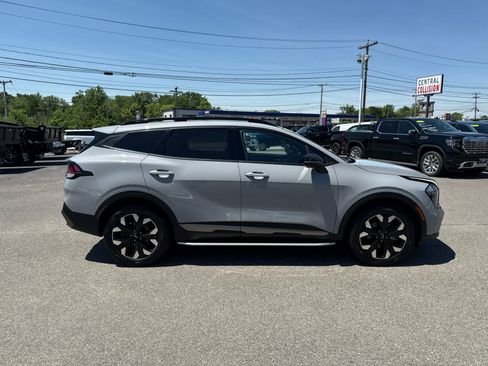 Used 2023 Kia Sportage X-Line w/ X-Line Premium Package AWD/4WD image 6