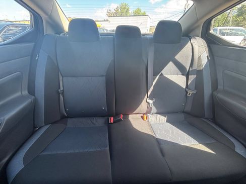Used 2025 Nissan Versa SV FWD image 35