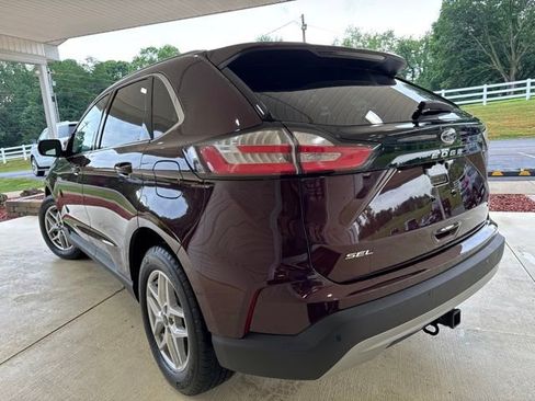Used 2024 Ford Edge SEL w/ Convenience Package AWD/4WD image 9