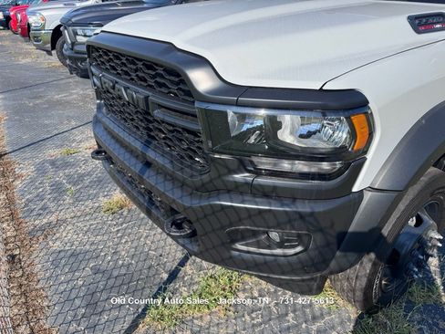 Used 2024 RAM 5500 Tradesman w/ Max Tow Package AWD/4WD image 11