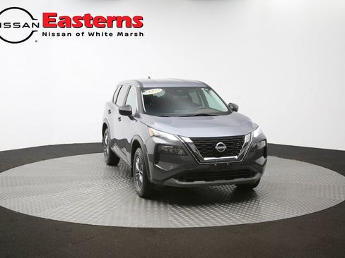 Used 2023 Nissan Rogue S image 85