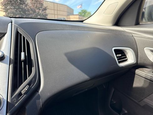 Used 2014 Chevrolet Equinox LS FWD image 15