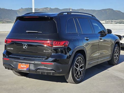 Used 2023 Mercedes-Benz EQB 300 300 image 18