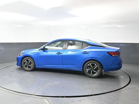 Used 2024 Nissan Sentra SV FWD image 10