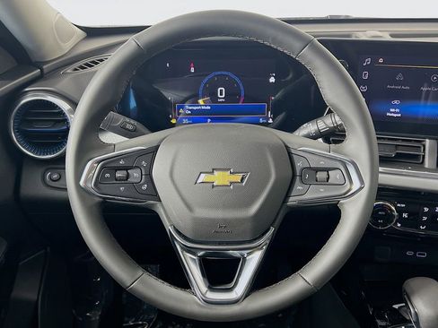 New 2026 Chevrolet Trax LT w/ Driver Confidence Package image 11