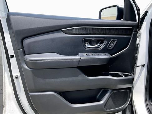 Used 2023 Honda Pilot Elite image 20