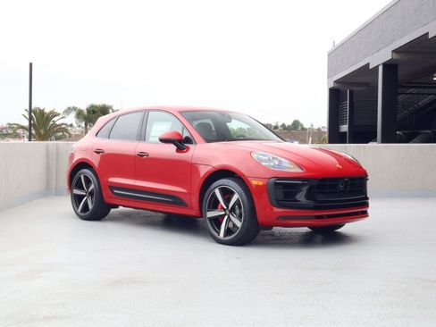 New 2026 Porsche Macan S AWD/4WD image 7