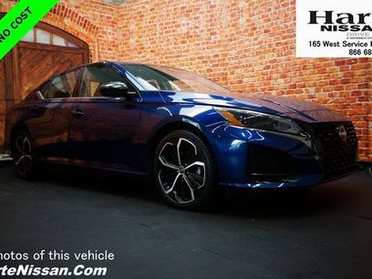 Used 2024 Nissan Altima 2.5 SR