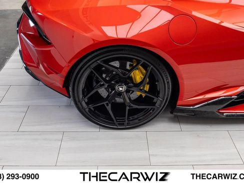Used 2023 Lamborghini Huracan Tecnica RWD image 35