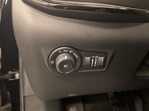 Used 2026 Jeep Compass Trailhawk w/ Sun, Sound & Navigation Group image 18