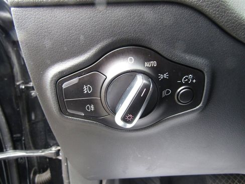 Used 2013 Audi Q5 3.0T Premium Plus AWD/4WD image 31