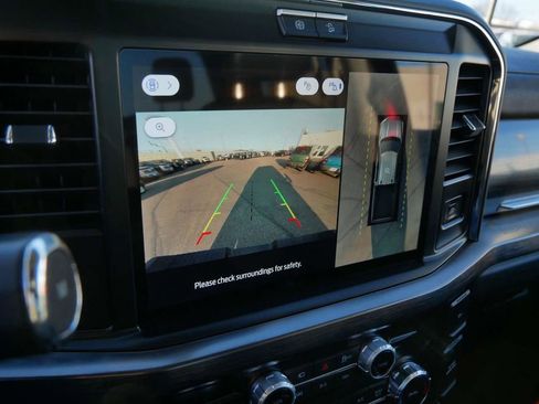 Used 2025 Ford F450 Lariat w/ FX4 Off-Road Package image 31