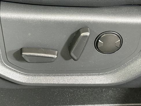 Used 2022 Ford F250 Lariat image 13