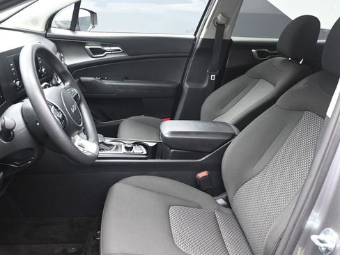 Used 2024 Kia Sportage LX image 15