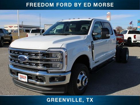 New 2026 Ford F350 Lariat image 1