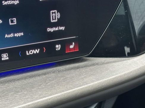 Certified 2025 Audi Q5 Premium Plus w/ Premium Plus image 30