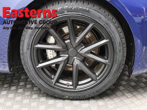 Used 2023 Tesla Model 3 Standard Range image 25