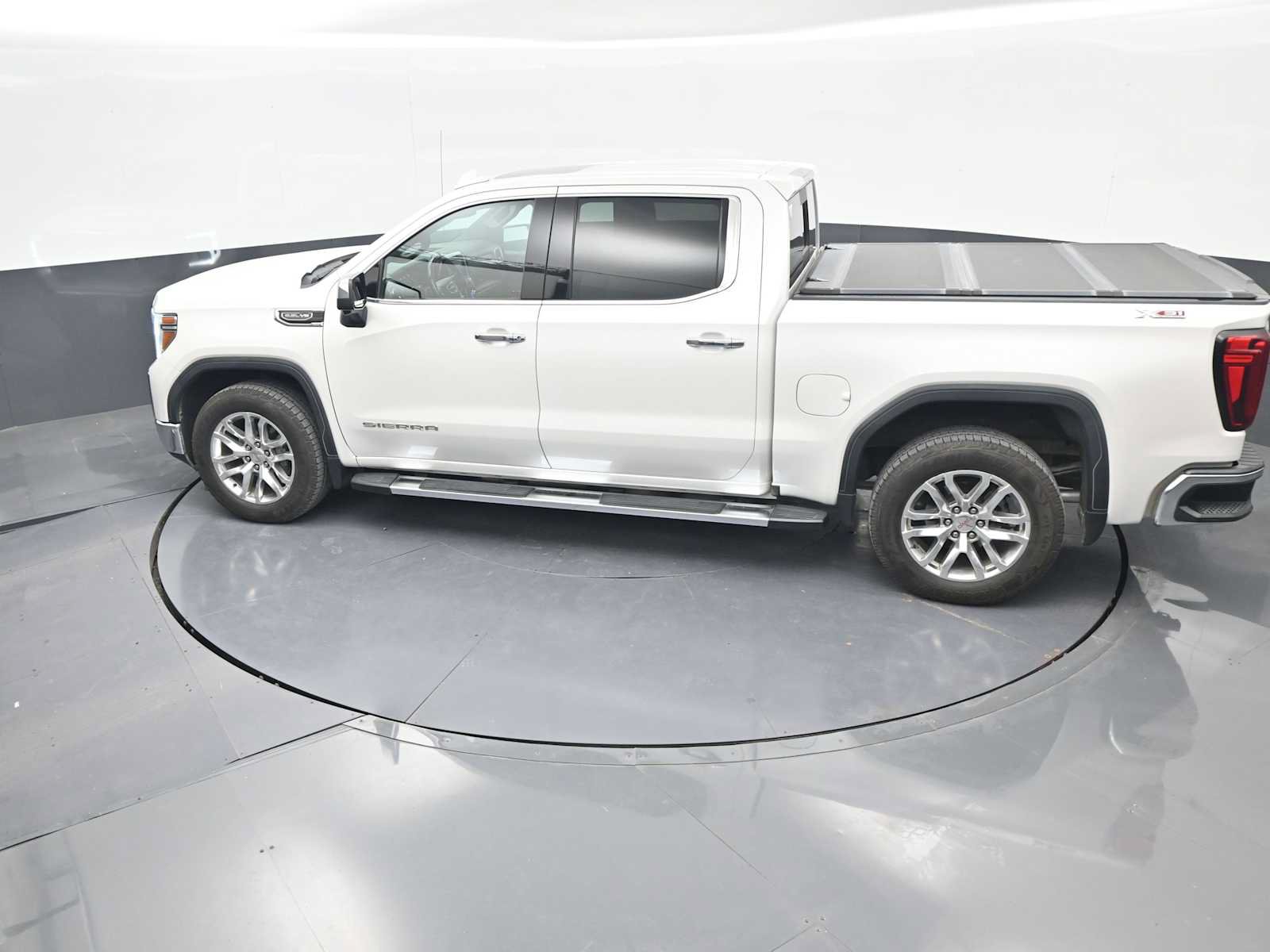 Used 2021 GMC Sierra 1500 SLT w/ SLT Premium Plus Package AWD/4WD image 40