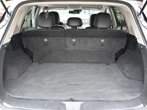 Used 2023 Nissan Murano SV image 17